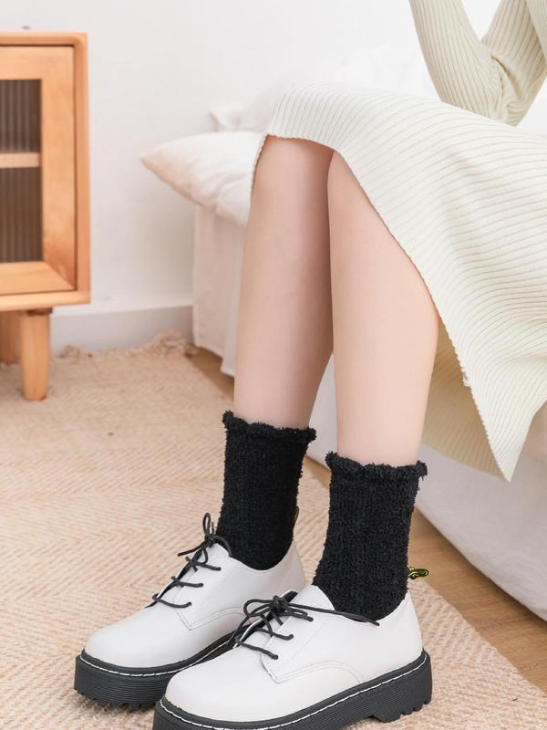 Women's 4 Pairs Solid Fuzzy Crew Socks, Thicker Warm Comfy Floor Socks for Daily Wear, Women's Socks for Winter