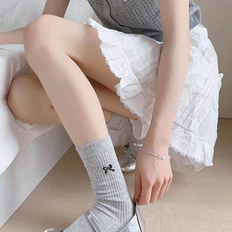 5prs Pack Cute Bow Accent Cartoon Patterned Mid-Calf Socks, Fashionable & Comfortable Long Socks For Women, Black White Gray