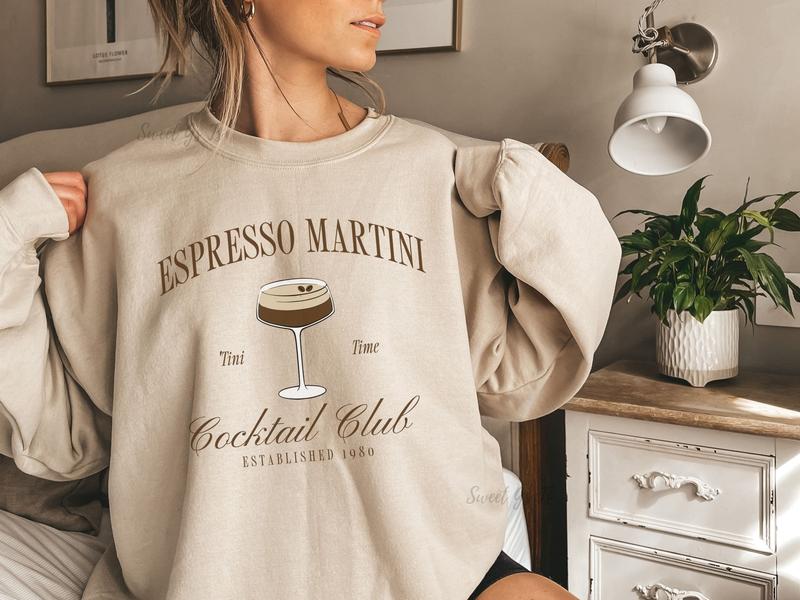 Tini Time Sweatshirt, Espresso Martini Sweatshirt, Retro Cocktail and Social Club Sweatshirt