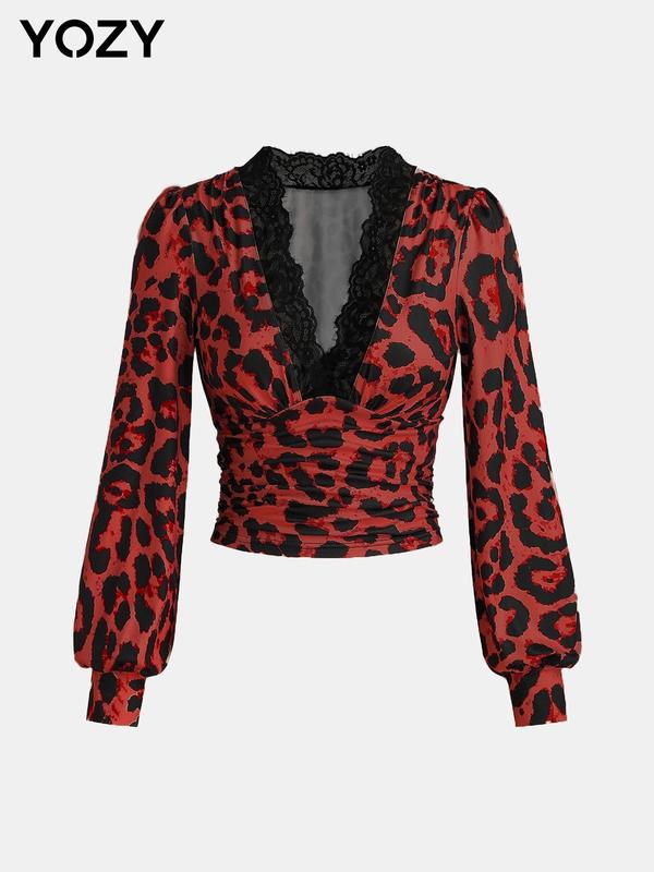 YOZY Women's Leopard Print Contrast Lace Scallop Trim Ruched Tee, Elegant Bishop Sleeve Deep V Neck Top for Fall & Winter, Women's Clothing for Daily Wear